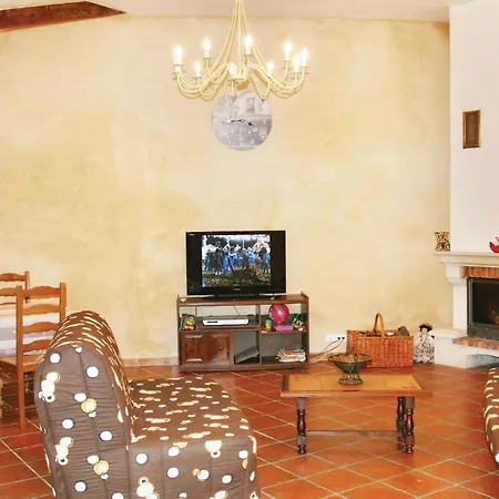 Holiday home Pet Friendly In La Rousse With Kitchen *